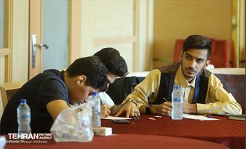 دومین روز کارگاه داستان‌نویسی ویژه اعضای کانون نوجوانان 18