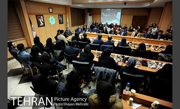 دیدار دانشجویان با شهردار تهران 15