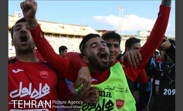 دیدار تیم های فوتبال ماشین سازی و پرسپولیس