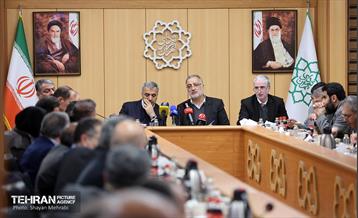 نشست هم‌اندیشی هیئت رئیسه اتاق اصناف تهران، روسای اتحادیه‌های صنفی تهران و هیئت امناء بازار تهران با شهردار تهران 28