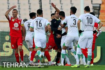 دیدار تیم های فوتبال پرسپولیس و ذوب آهن 27