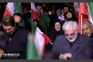 عزاداری مردم تهران در پی شهادت رهبر انقلاب اسلامی 12