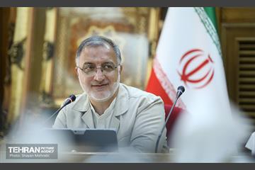 جلسه دکتر زاکانی با اعضای هیئت مدیره باغ موزه دفاع مقدس 30