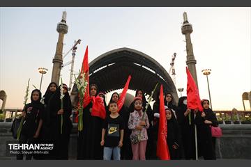 بدرقه خادمان و زائران اربعین 28