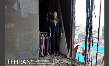 تخلیه اجناس مغازه های باقی مانده ساختمان پلاسکو -1 6