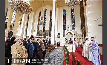 دیدار شهردار منطقه شش از کلیسای سرکیس مقدس