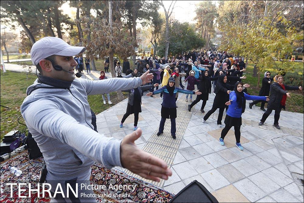 همایش پیاده روی خانوادگی بزرگ شهرداری تهران 4