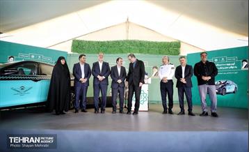 آیین ورود ۱۰۰۰ دستگاه تاکسی برقی به ناوگان حمل و نقل عمومی شهر تهران 18