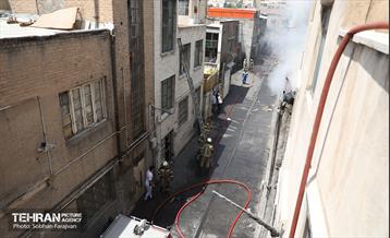 آتش‌سوزی انبار لوازم موتورسیکلت 32