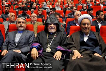 نشست شهردار تهران با رهبران ادیان توحیدی و جمعی از چهره های برجسته اقلیت دینی‎ 45