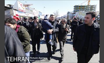 حضور شهردار تهران در راهپیمایی یوم الله 22 بهمن 9