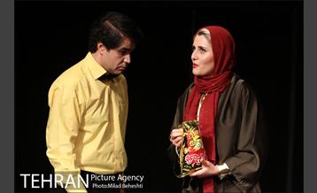 نمایش داستان عامه پسند‎ 5