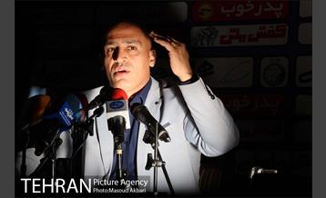 کنفرانس مطبوعاتی علی منصوریان سرمربی جدید استقلال تهران‎ 8