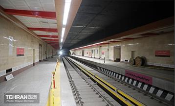 بازدید اعضای کمسیون حمل و نقل شورای اسلامی شهر از ایستگاه مترو شهید رضایی 41