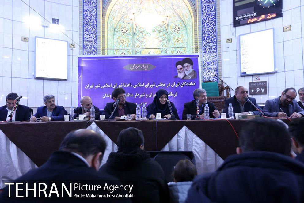دیدار مردمی نمایندگان مجلس، اعضای شورای شهر، فرماندار تهران و شهردار منطقه ۸ 17