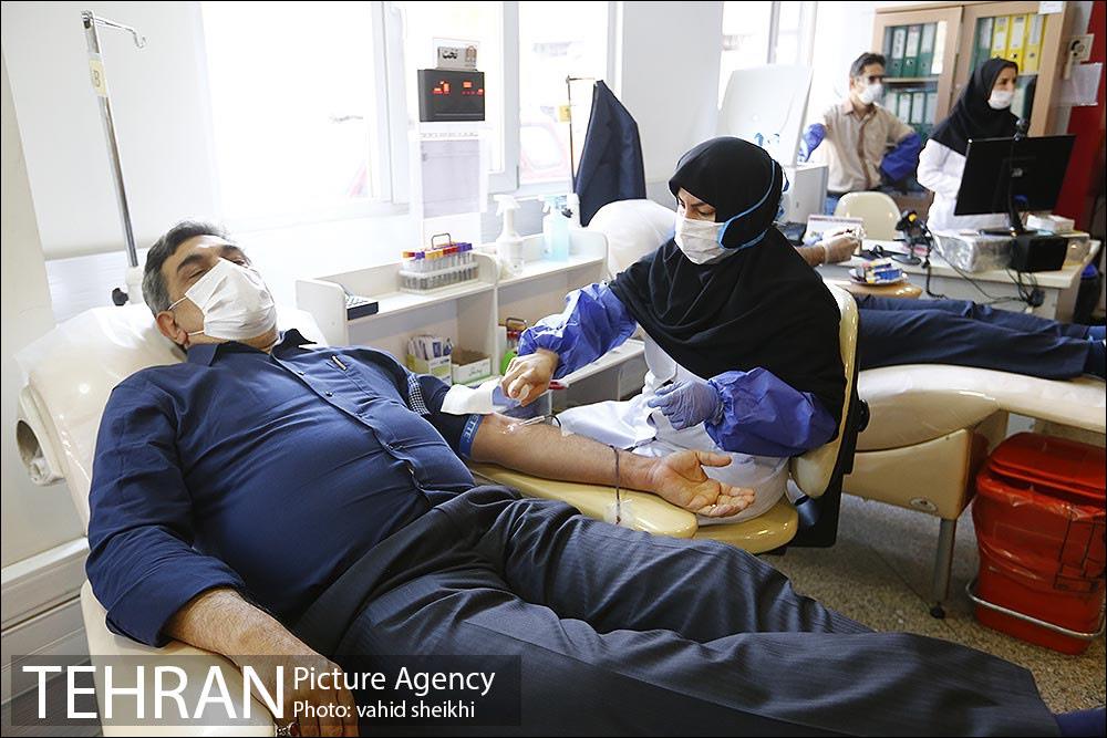 حضور شهردار تهران در سازمان انتقال خون تهران 8