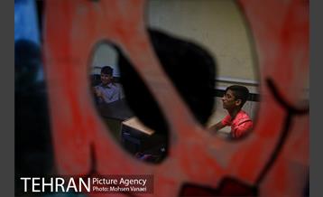 نواختن زنگ مدرسه کودکان کار مرکز پرتو توسط هانیه توسلی 7