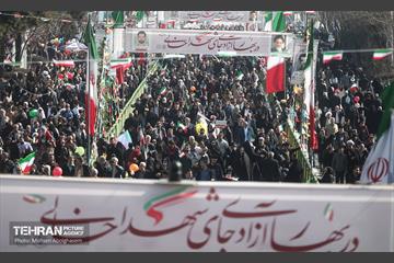راهپیمایی ۲۲ بهمن در تهران - ۲ 26