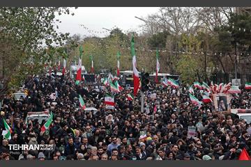 تشییع پیکر ۱۰۰ شهید مردمی و مدافع امنیت در تهران - 1 23