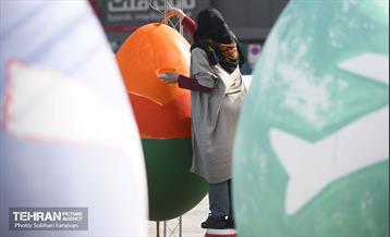 جشنواره تخم‌مرغ رنگی در میدان هفت تیر 10