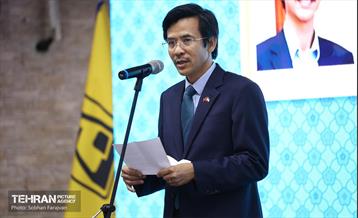 افتتاح نمایشگاه عکس ویتنام در ایستگاه مترو تجریش 20