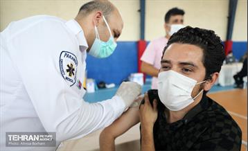 تزریق واکسن کرونا در سازمان پسماند 21