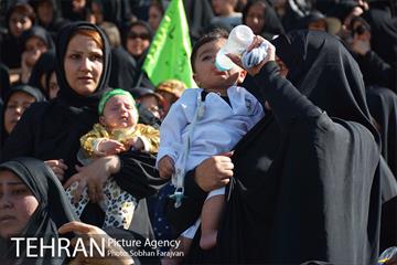 همایش شیرخوارگان حسینی در استادیوم آزادی-1 30