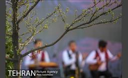 اجرای گروه موسیقی کوکری در برج میلاد تهران 14