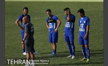 دیدار تدارکاتی استقلال و امید استقلال در کمپ حجازی 5