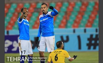 دیدار تیم‌های فوتبال پیکان تهران - سپاهان اصفهان 23