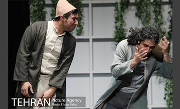 نمایش شیش و بش به کارگردانی جواد روشن 34