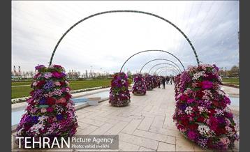 میدان آزادی به استقبال بهار رفت 8