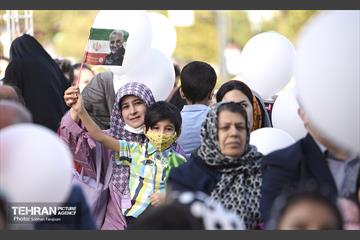 روز جمهوری اسلامی ایران در برج میلاد 21