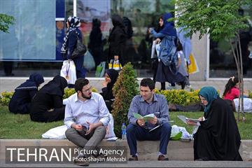 هفتمین روز نمایشگاه بین المللی کتاب تهران 38
