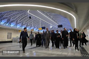 بازدید نمایندگان رسانه‌های خارجی از مترو مریم مقدس(س)  25