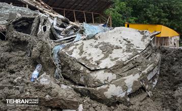 امداد رسانی شهرداری منطقه 14 به مناطق سیل زده فیروزکوه 13