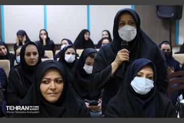دیدار صمیمانه شهردار تهران با کارکنان شهرداری منطقه هشت