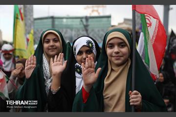 اجتماع «دختران آرمانی» - 1 3