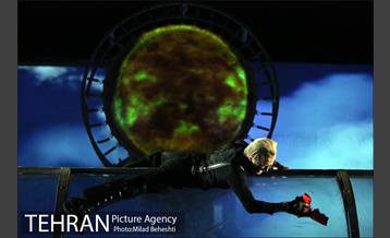 نمایش رومئو و ژولیت‎ 4