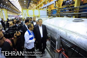 بازدید معاون اول رئیس جمهور به همراه شهردار تهران از کارخانه واگن‌سازی تهران 19