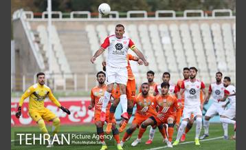 دیدار تیم های فوتبال سایپا و پرسپولیس 27