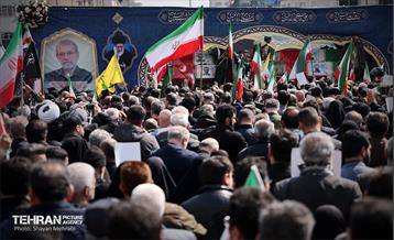 تشییع پیکر مطهر شهدای ناوشکن دنا 57