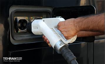 به وقت خدمت؛ ایستگاه شارژ اتوبوس برقی «قورخانه» 45