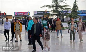 برج میلاد در ایام نوروز 30