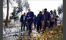 تجلیل از خانواده پنج شهید انقلاب اسلامی 26