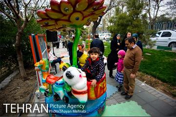 جشنواره نوروزگاه در بلوار کشاورز 2