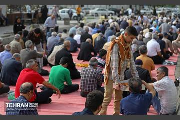 اقامه نماز عید فطر در شهرک اکباتان 2