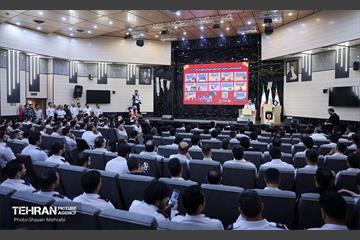 نشست مدیرعامل سازمان آتش‌نشانی تهران با کارکنان 17