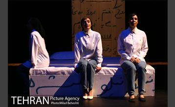 نمایش امشب اینجا 10