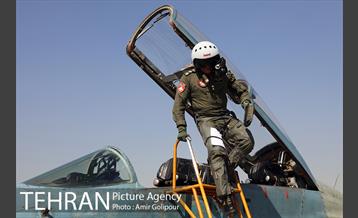 پرواز اسکادران ها بر آسمان پایتخت 27